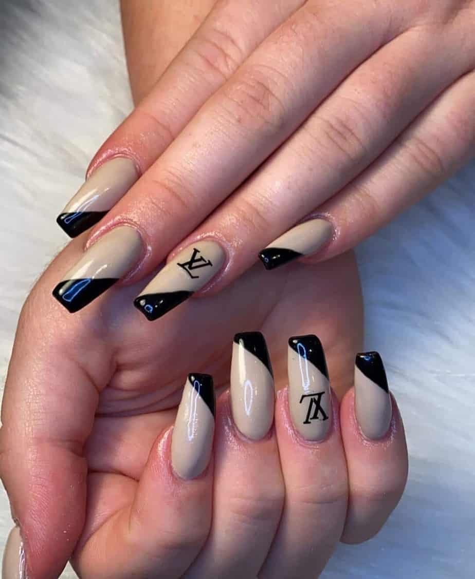 Luxury louis vuitton nails to have done at your next appointment. Louis vuitton nail designs are so sexy and creative. The designs you'll find here you're are sure to love.  Louis vuitton nails coffin | lv coffin nails, the most common shape for nails. Find many designs for lv acrylic nails with amazing lv nail art. Which lv nail art design will you choose? Long louis vuitton nails for lv design nails and louis vuitton coffin.