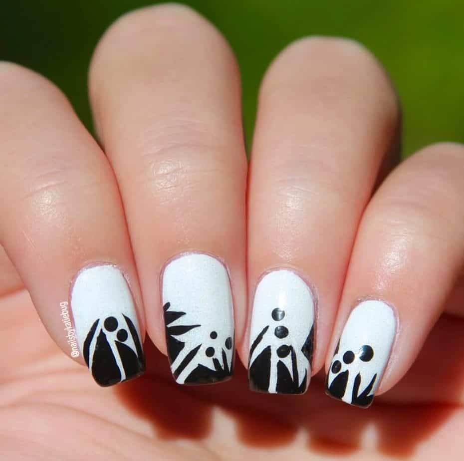 black and white nails art
