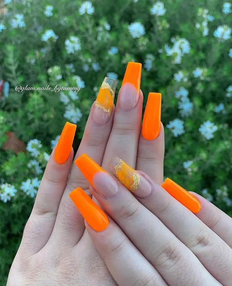 neon orange nails