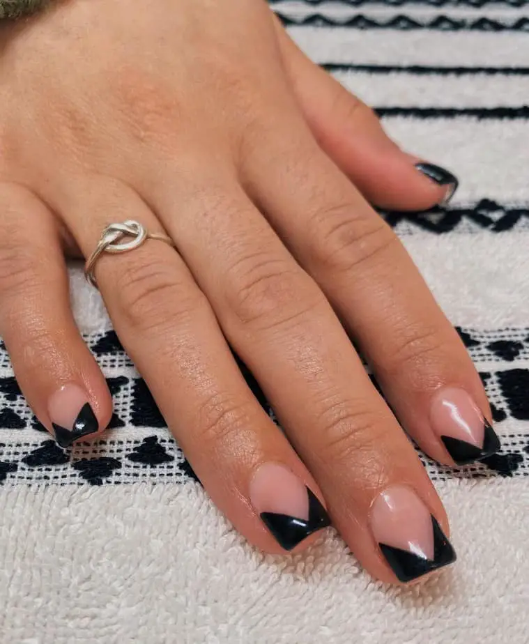 black french tip nails designs