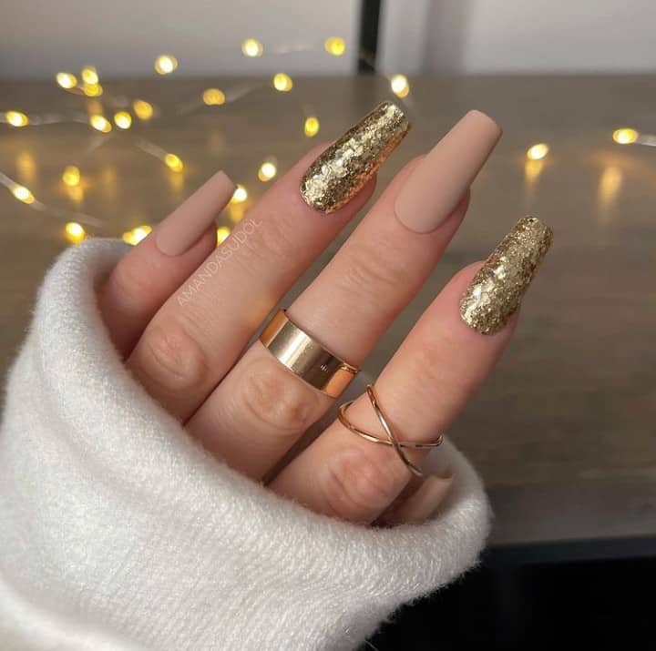 gold nail ideas
