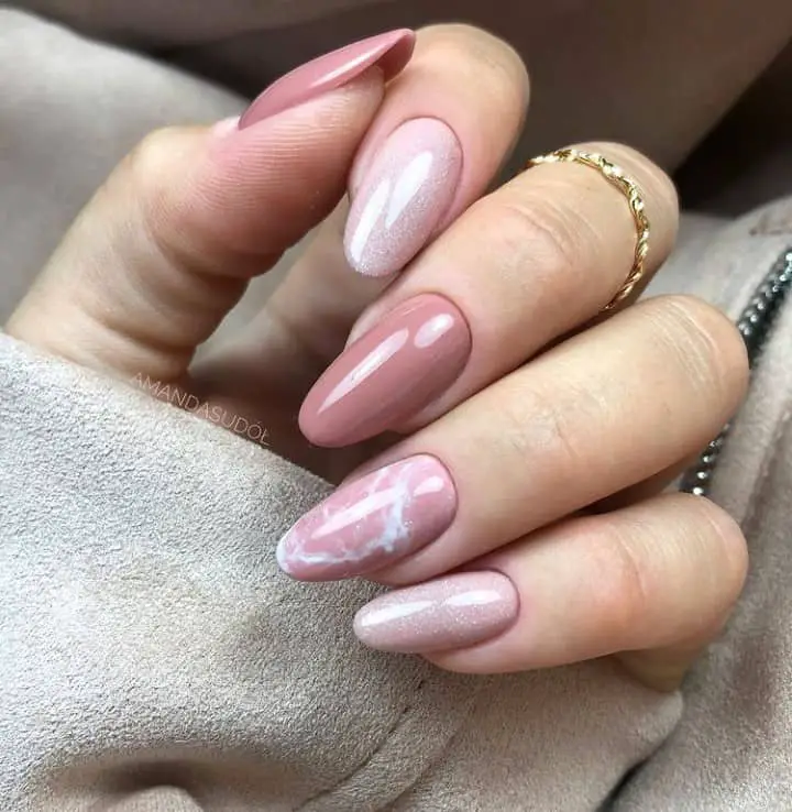 brown nails design