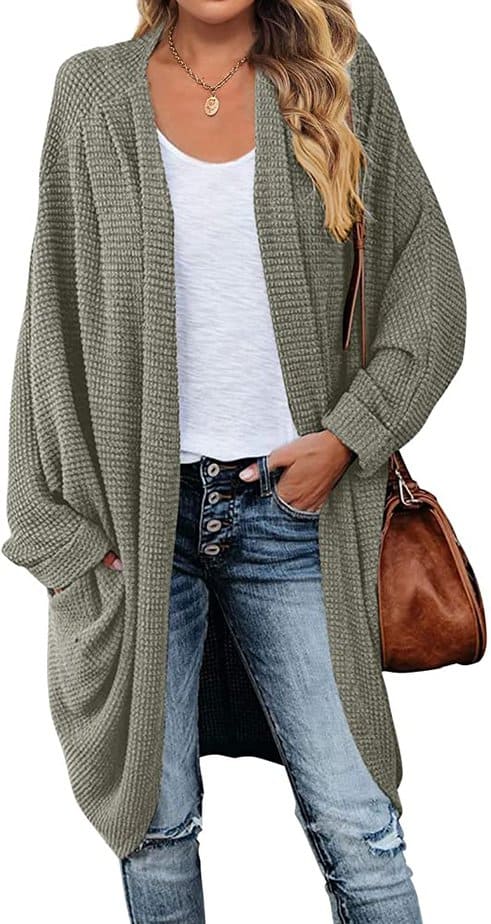 Chic Women Fall Outfits That Are Simple And Warm - Emerlyn Closet