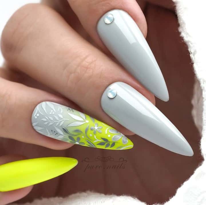 stiletto nails designs