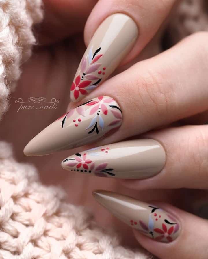 stiletto nails designs