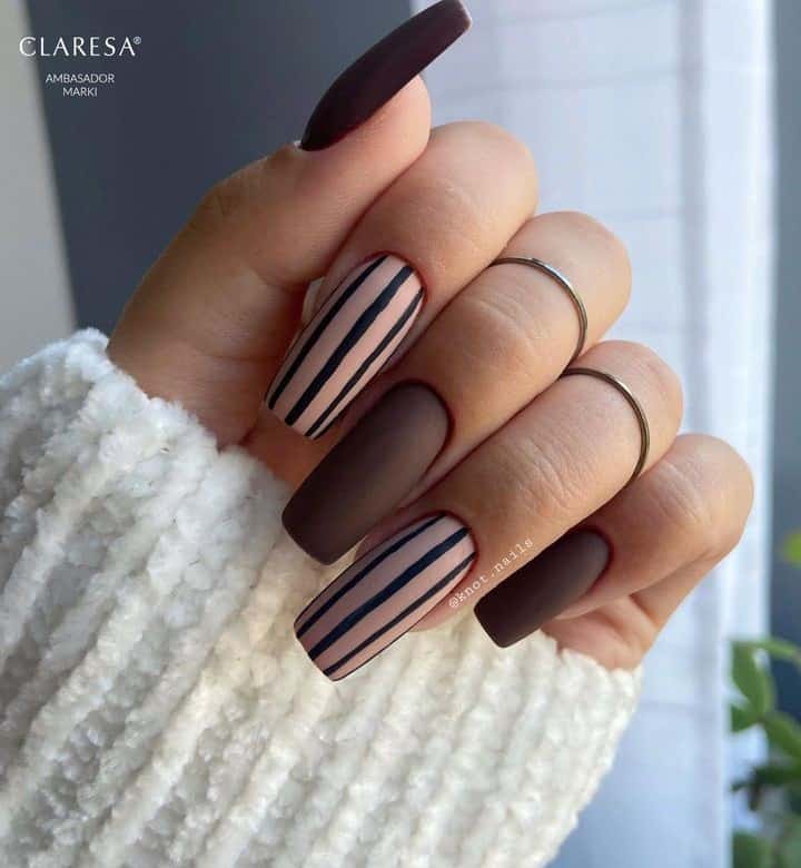 brown nails design