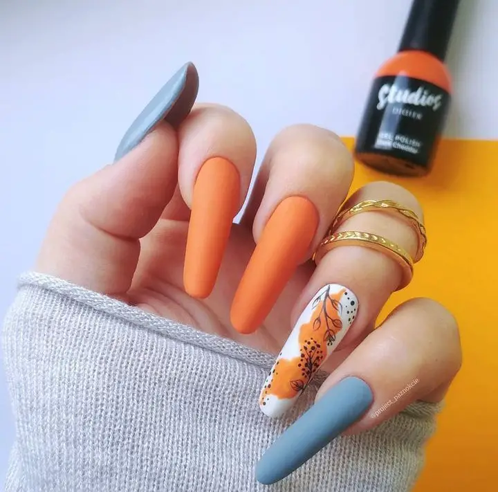 fall nails acrylic